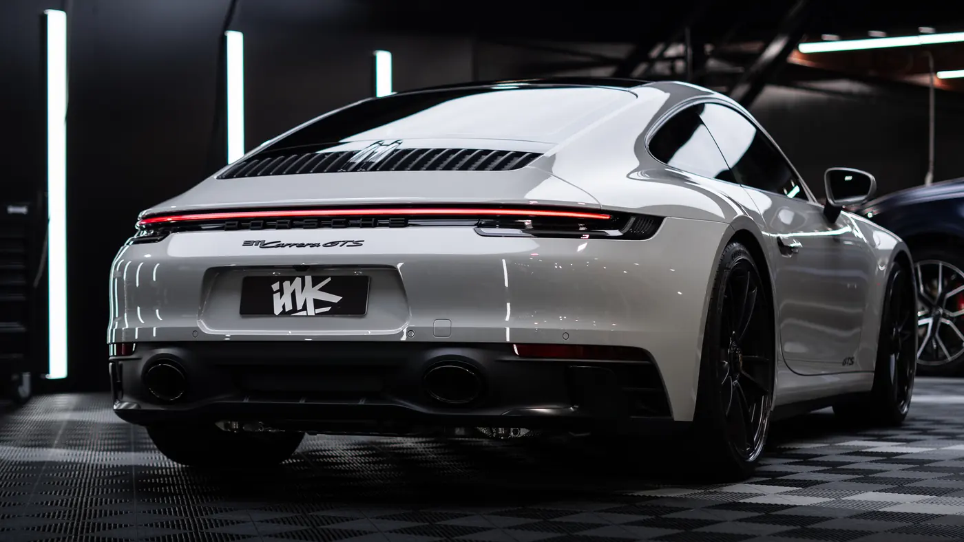 Porsche 911 GT3 — rear three-quarter